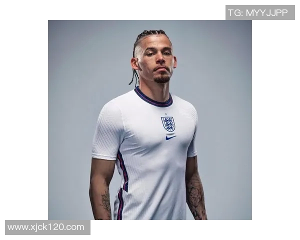 帅气足球明星头像女神展现运动与美丽的完美结合 帅气足球明星头像女神展现运动与美丽的完美结合