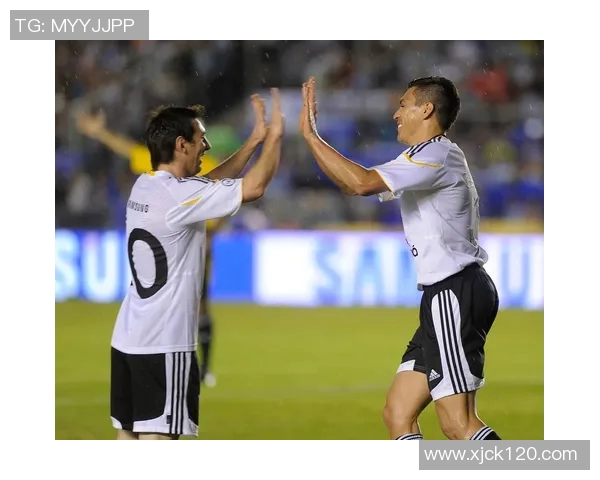 足球明星之间的友谊揭秘谁是场上场下的好朋友